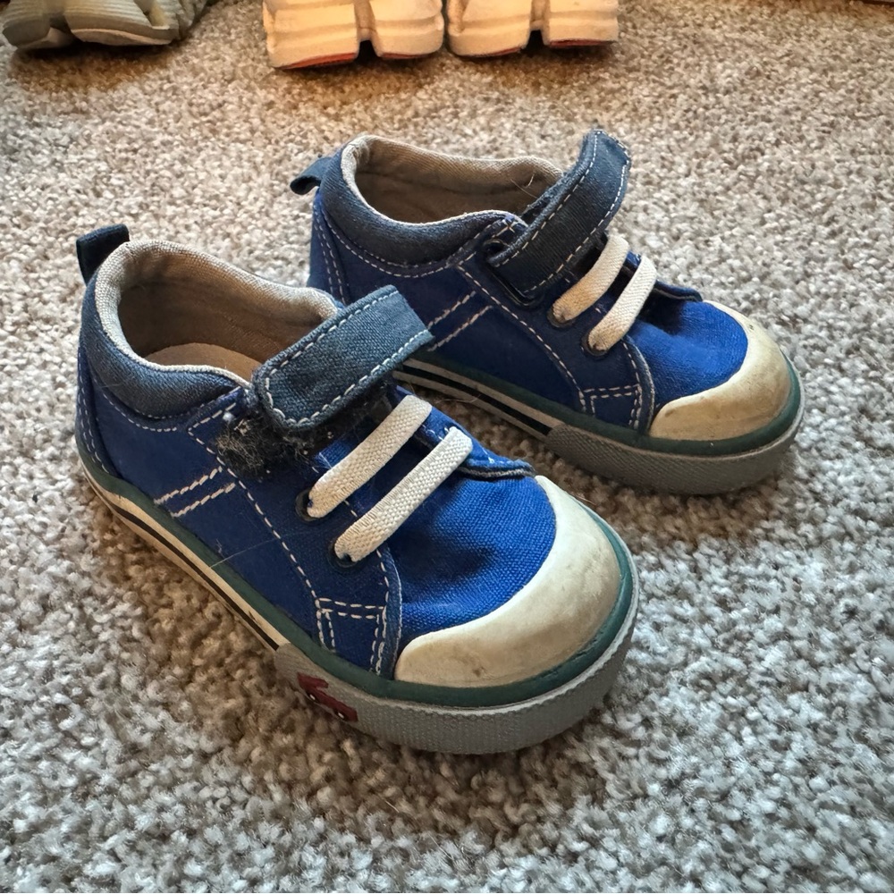 See Kai Run Tanner, bright blue, size 5t